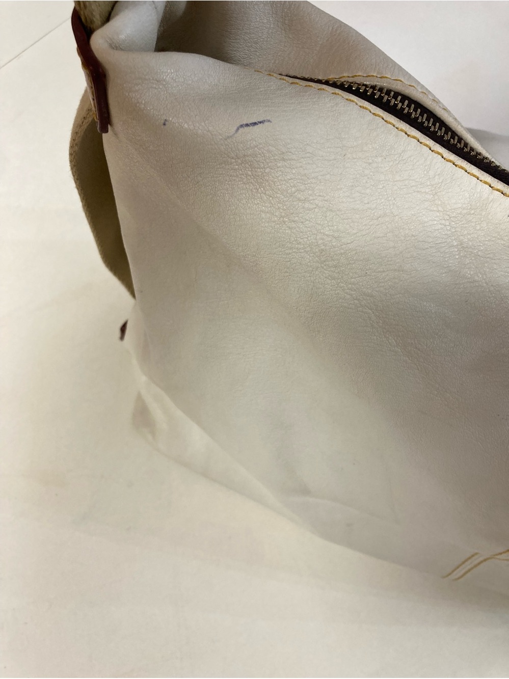 Vintage Dooney & Bourke Juliette White Leather Purse - Picture 14 of 15